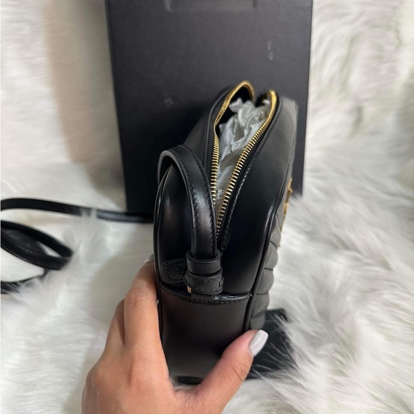 YSL LOU CAMERA BAG IN QUILTED LEATHER‼️‼️ - Picture 2 of 4